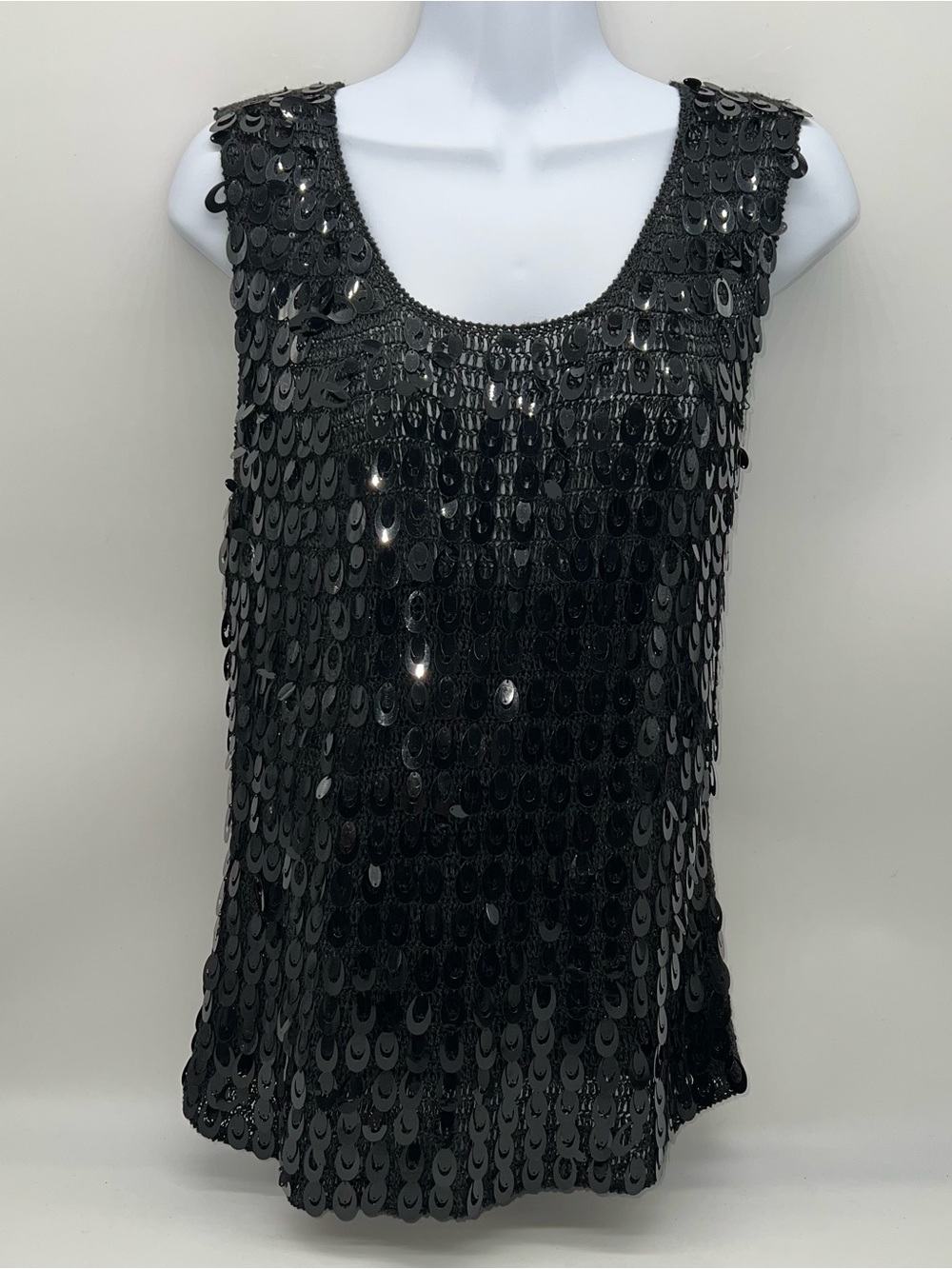 Outfit Jpr Black Sequin Front Scoop Neck Camisole/Open Knit Back- Size XL